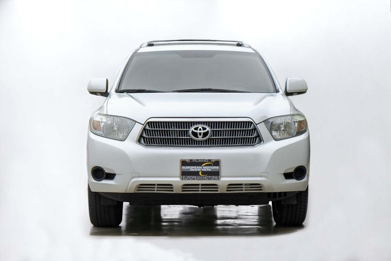 Toyota Highlander Hybrid Vehicle Main Gallery Image 03