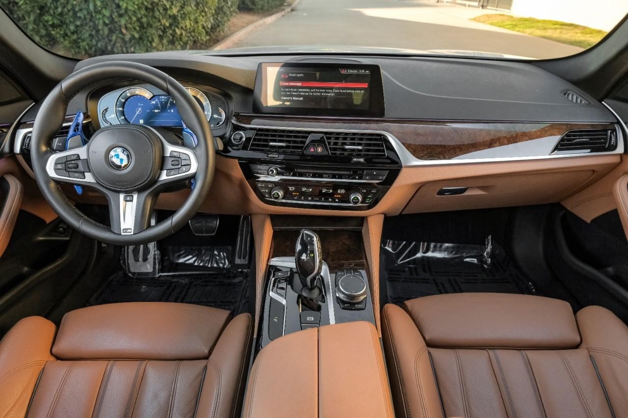 BMW 5 Series Vehicle Main Gallery Image 19