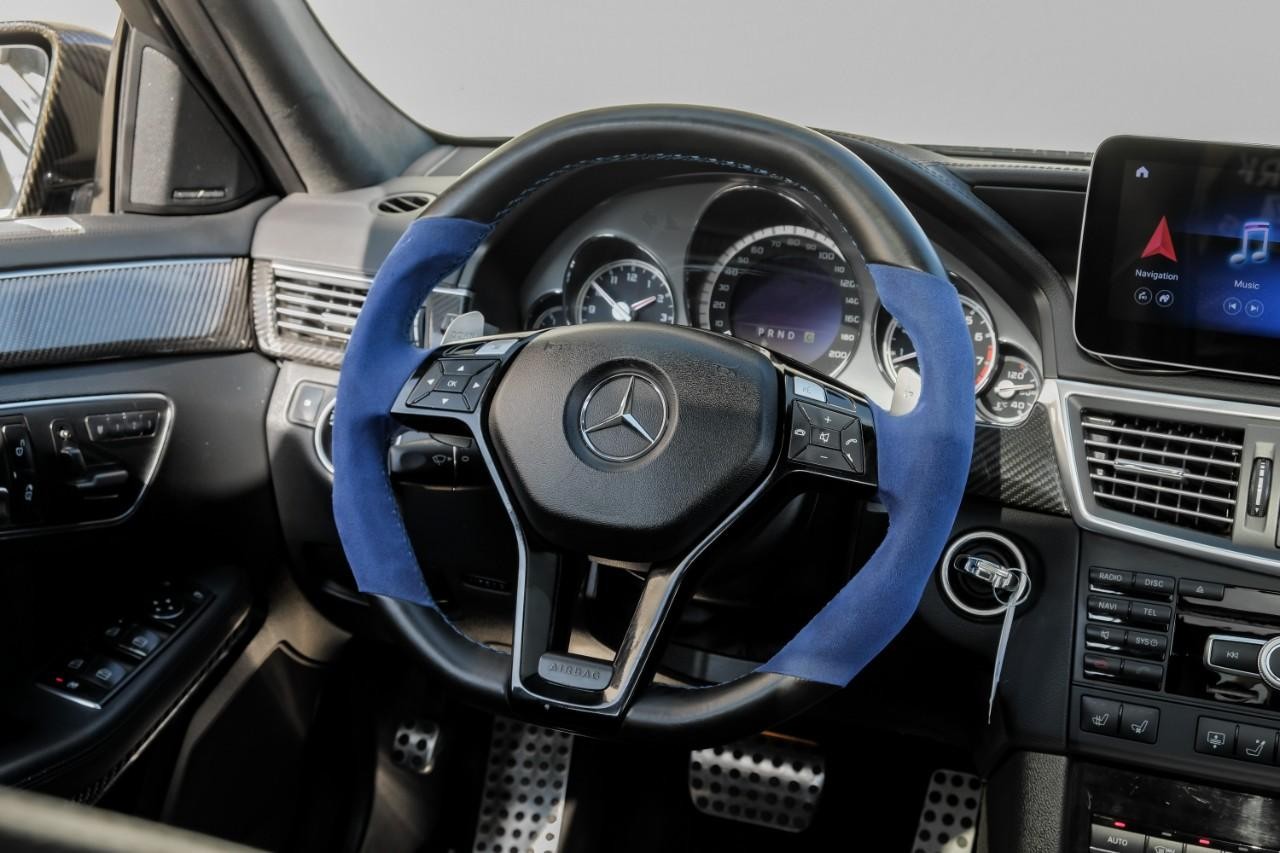 Mercedes-Benz E 63 AMG Vehicle Main Gallery Image 20