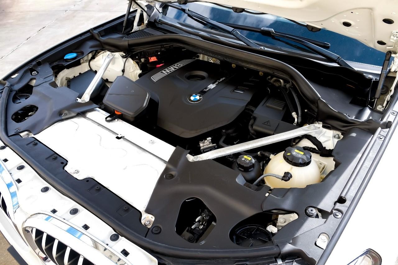 BMW X3 Vehicle Main Gallery Image 51