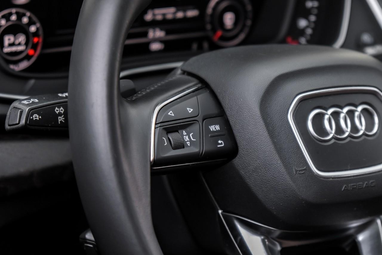 Audi Q5 Vehicle Main Gallery Image 16