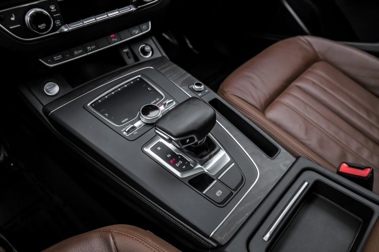 Audi Q5 Vehicle Main Gallery Image 24
