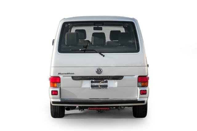 Volkswagen Eurovan Vehicle Main Gallery Image 09