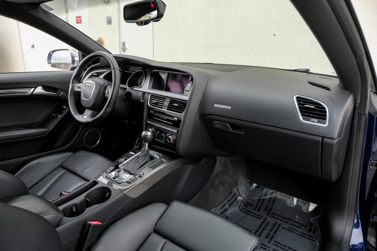 Audi S5 Vehicle Main Gallery Image 14
