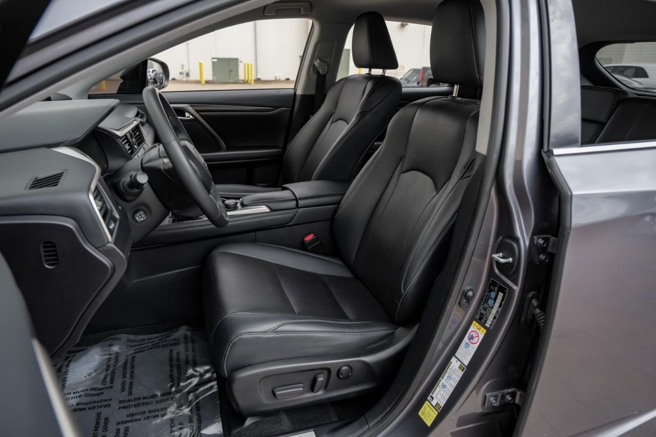 Lexus RX Vehicle Main Gallery Image 04