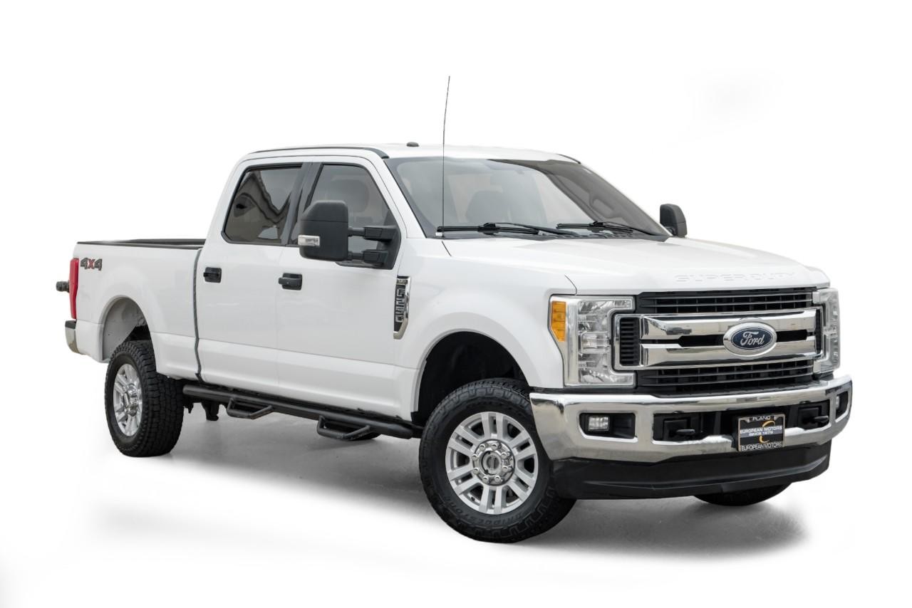 Ford Super Duty F-250 SRW Vehicle Main Gallery Image 06