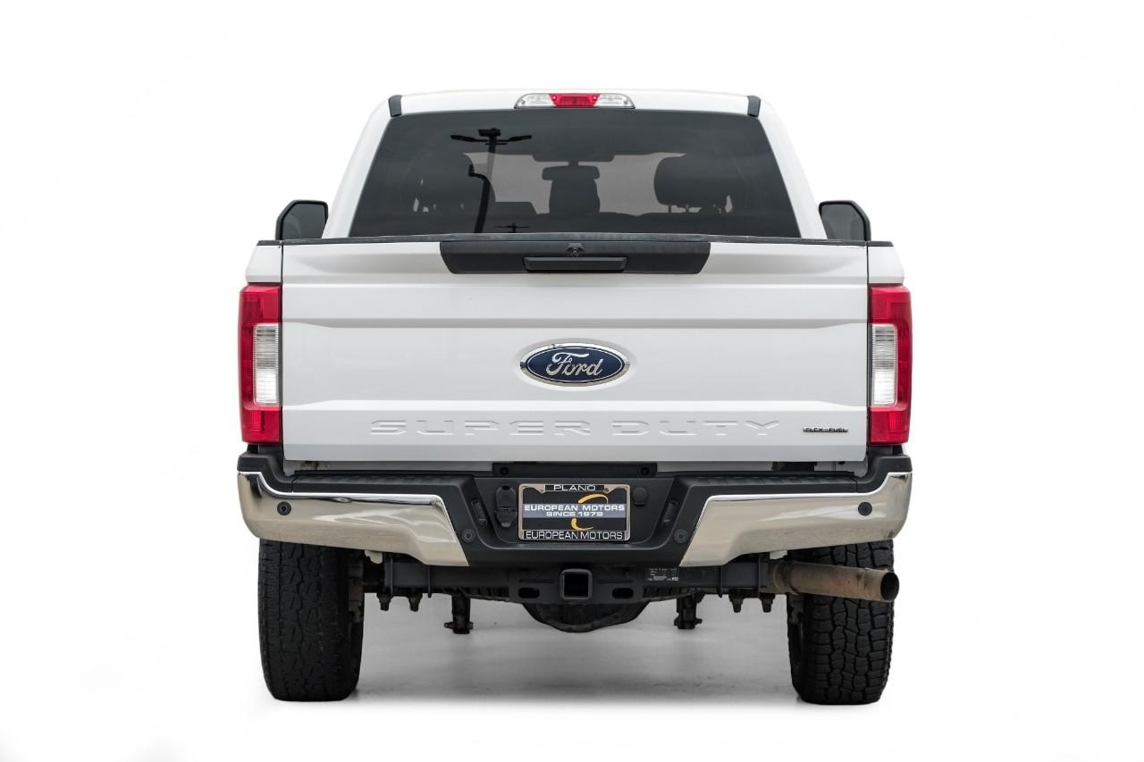 Ford Super Duty F-250 SRW Vehicle Main Gallery Image 09