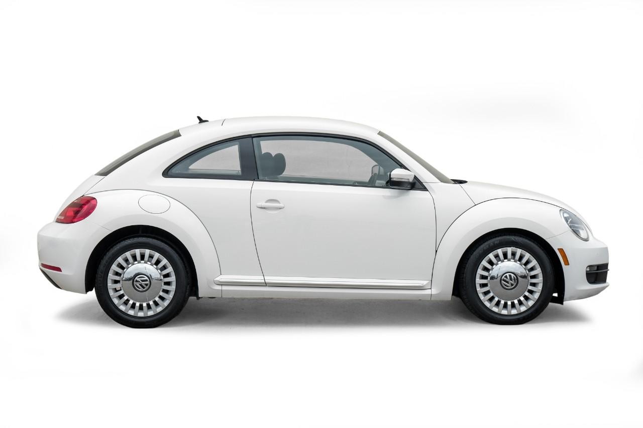 Volkswagen Beetle Coupe Vehicle Main Gallery Image 07