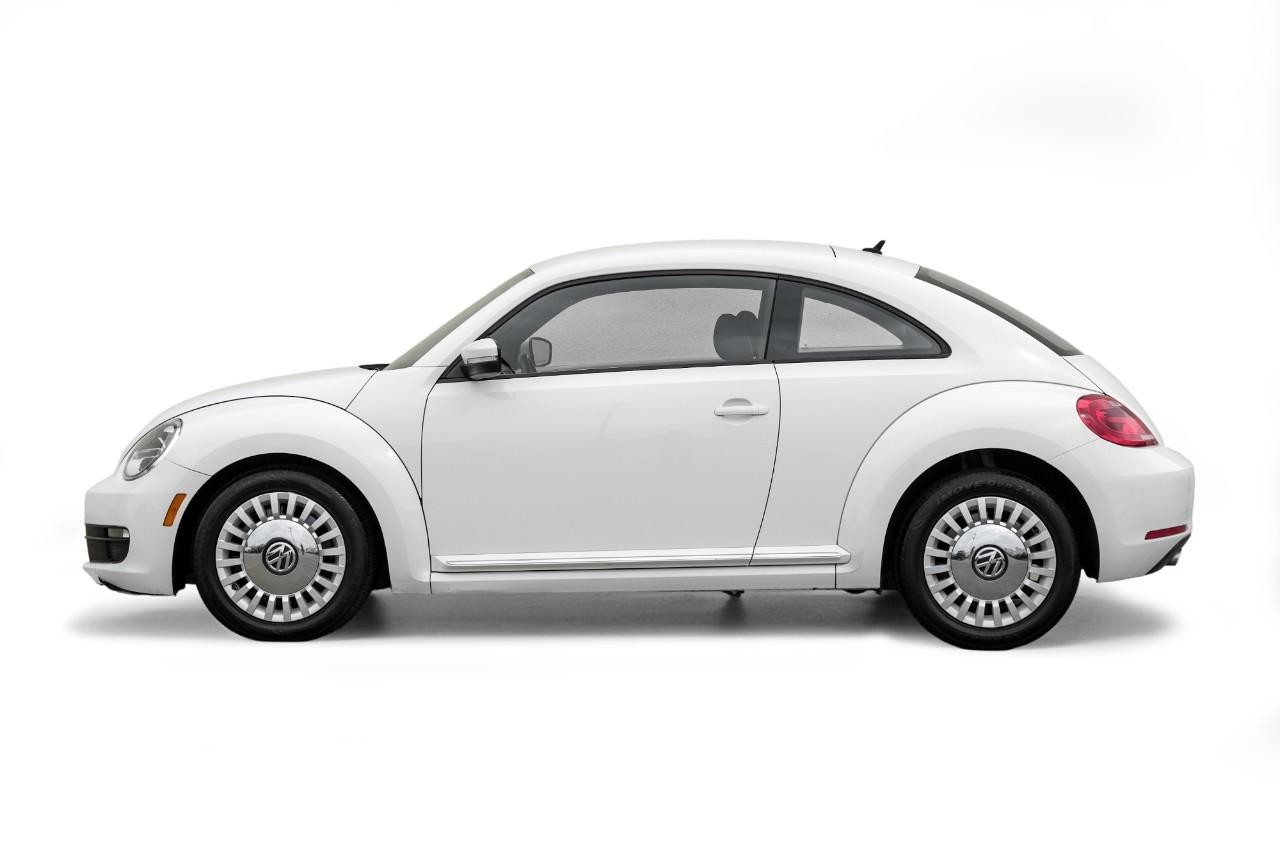 Volkswagen Beetle Coupe Vehicle Main Gallery Image 10