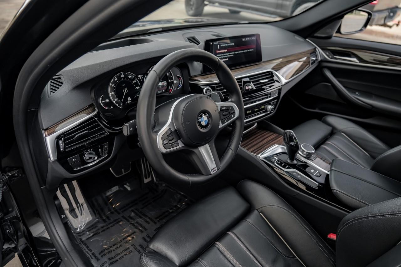 BMW 5 Series Vehicle Main Gallery Image 03