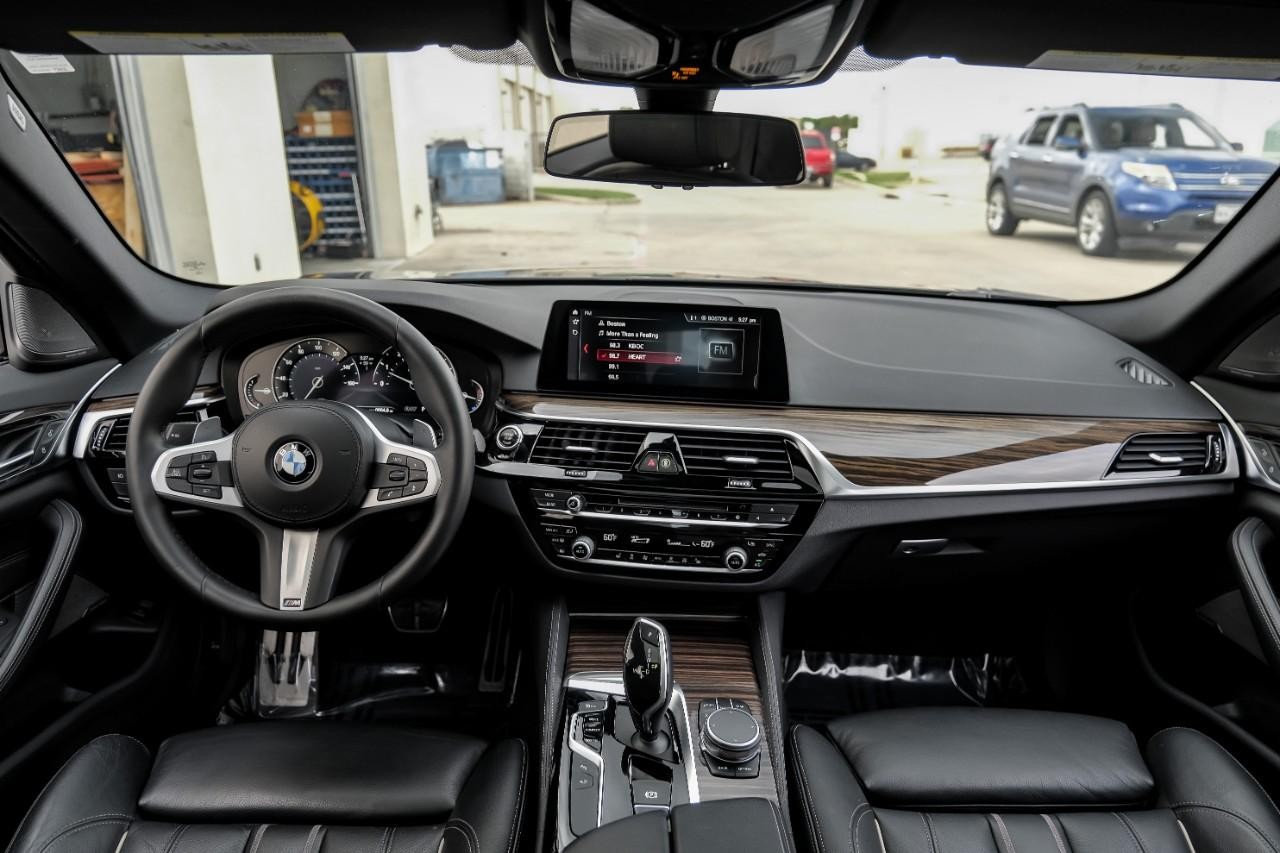 BMW 5 Series Vehicle Main Gallery Image 18