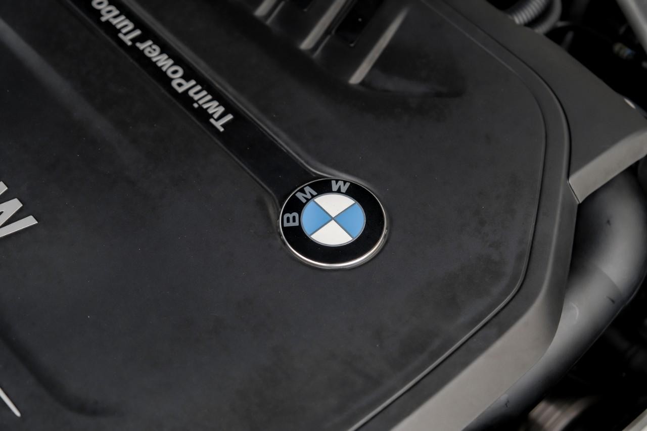 BMW 5 Series Vehicle Main Gallery Image 69