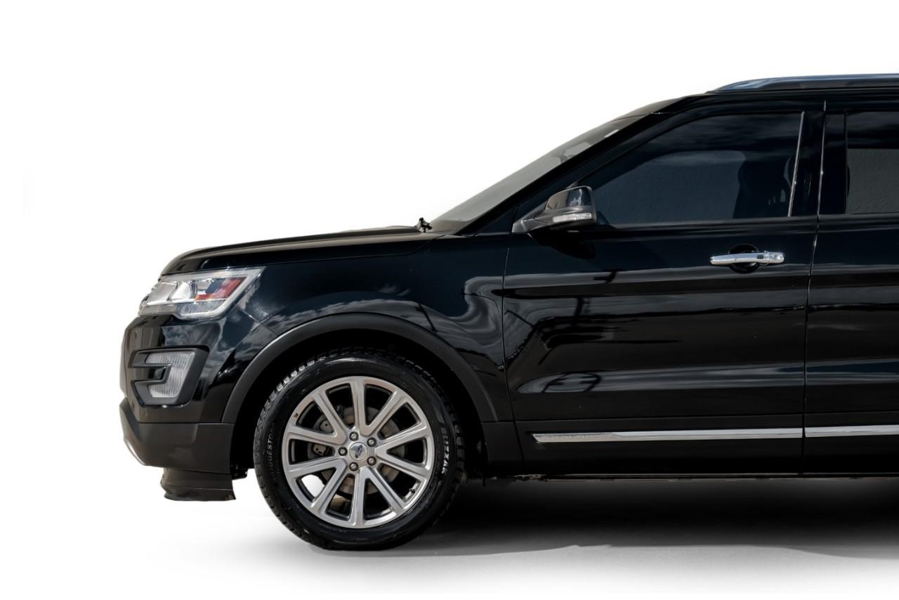 Ford Explorer Vehicle Main Gallery Image 15