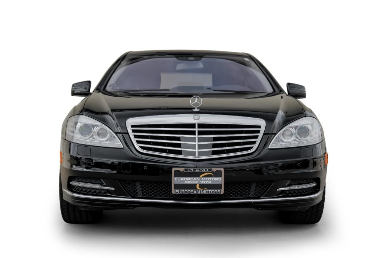 Mercedes-Benz S 550 Vehicle Main Gallery Image 06