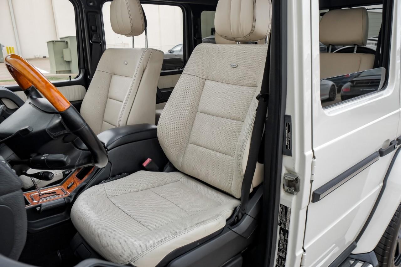 Mercedes-Benz G-Class Vehicle Main Gallery Image 04