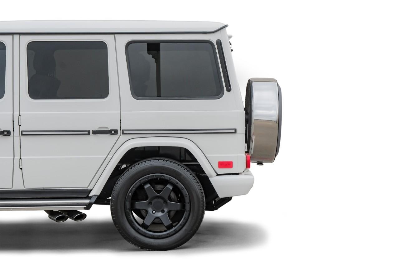 Mercedes-Benz G-Class Vehicle Main Gallery Image 14