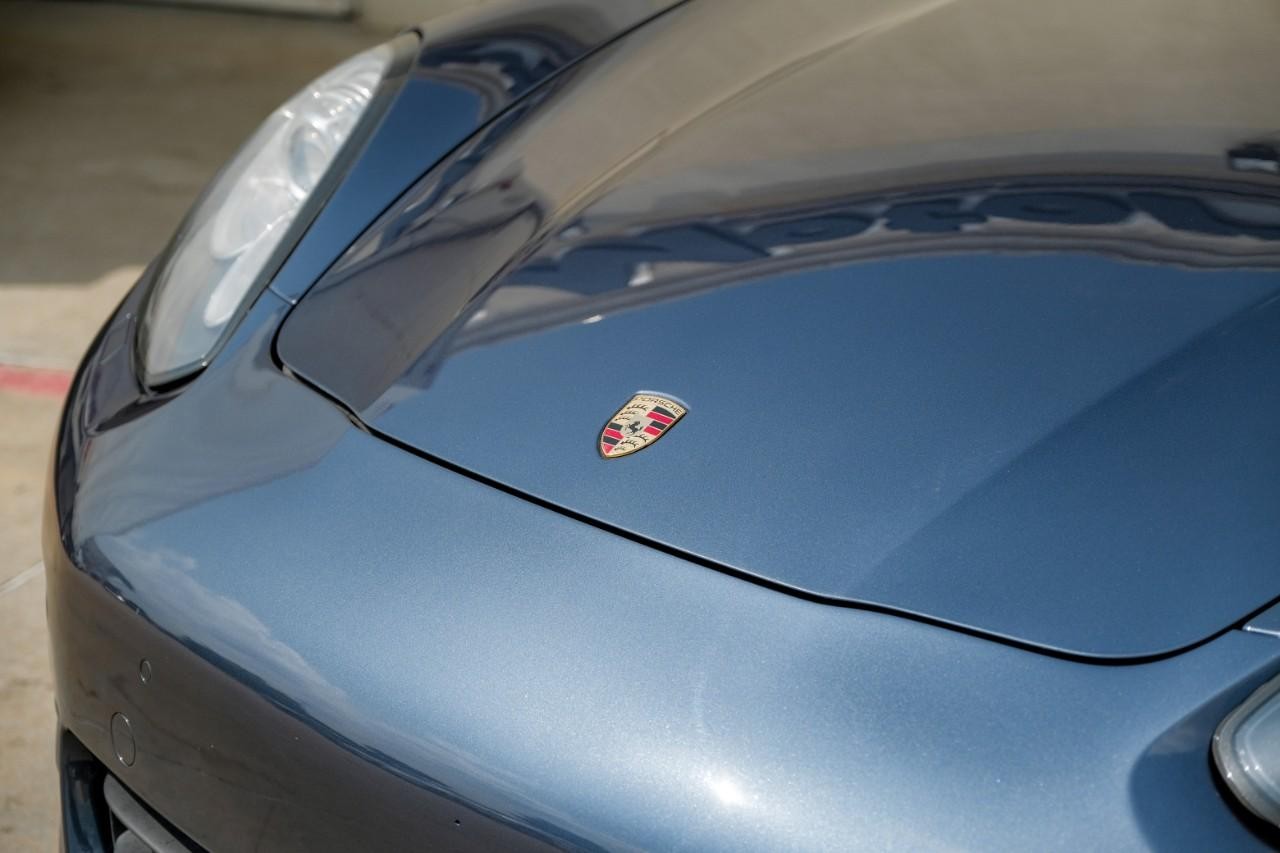 Porsche Panamera Vehicle Main Gallery Image 62