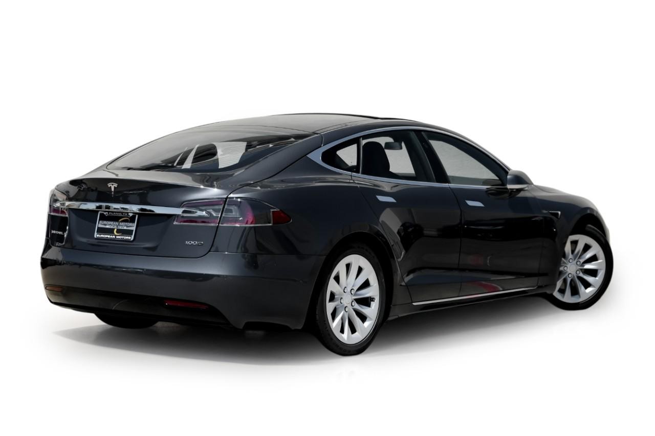 Tesla Model S Vehicle Main Gallery Image 09