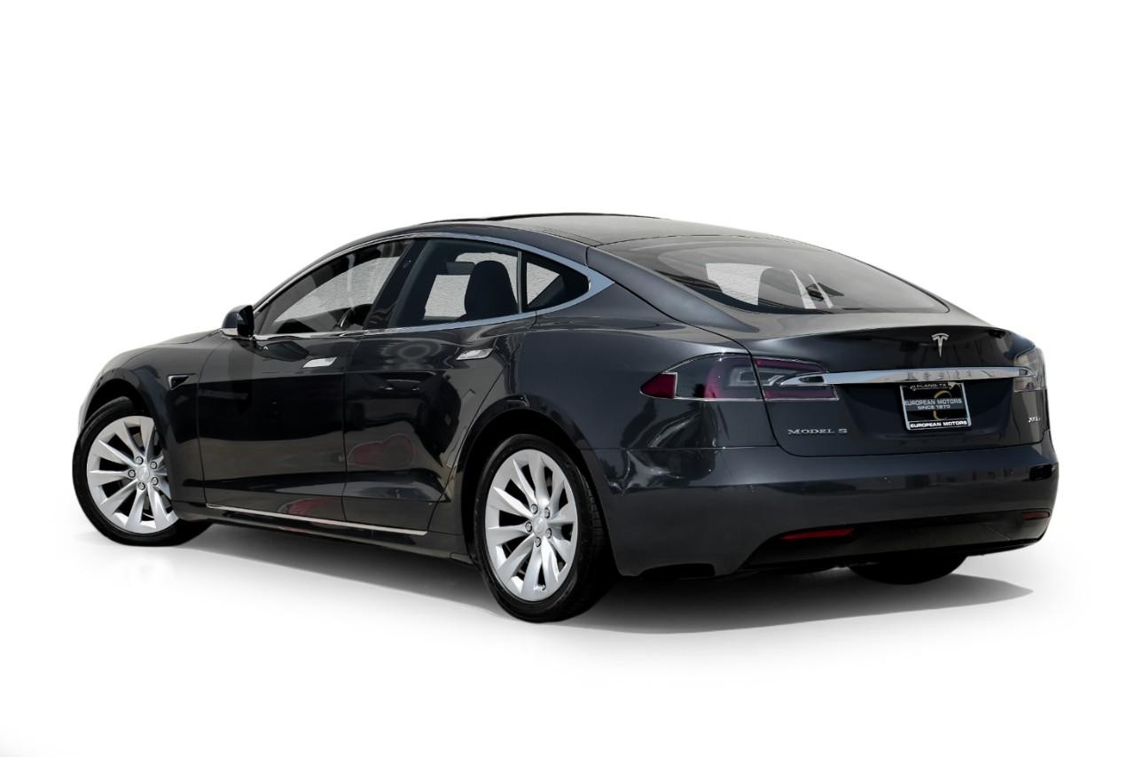 Tesla Model S Vehicle Main Gallery Image 11