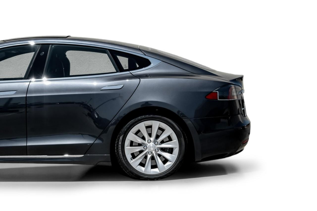 Tesla Model S Vehicle Main Gallery Image 14