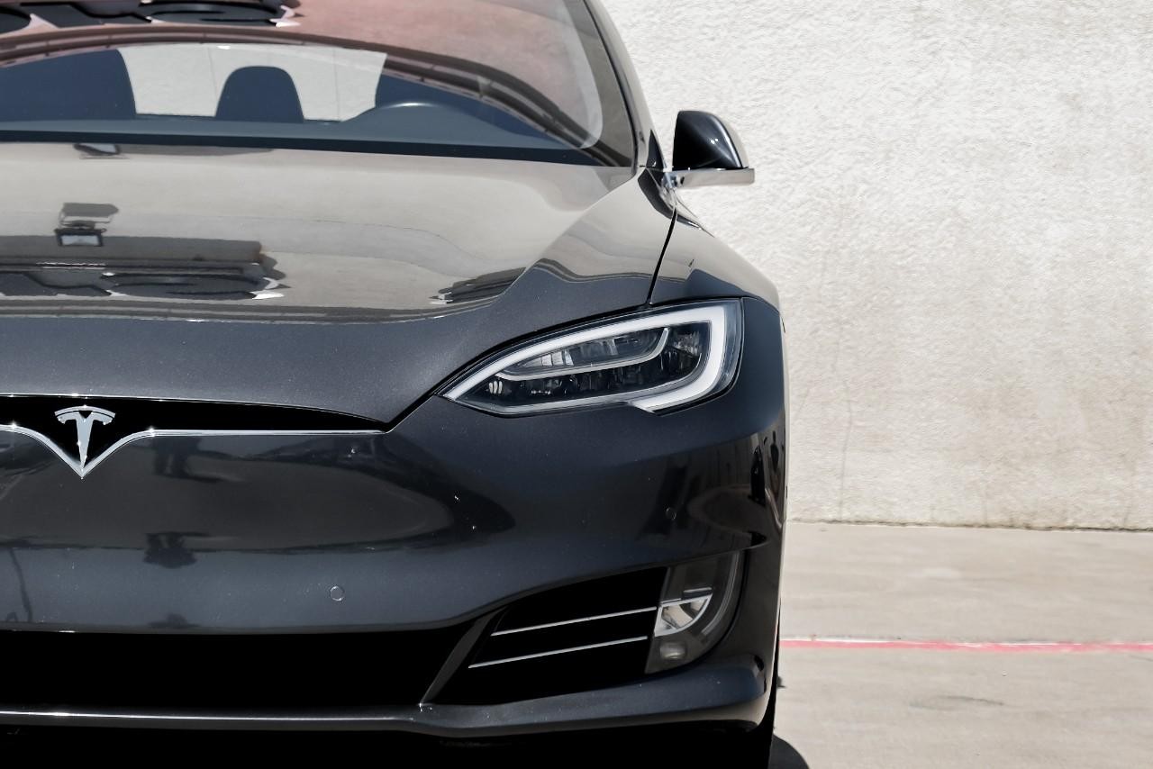 Tesla Model S Vehicle Main Gallery Image 59
