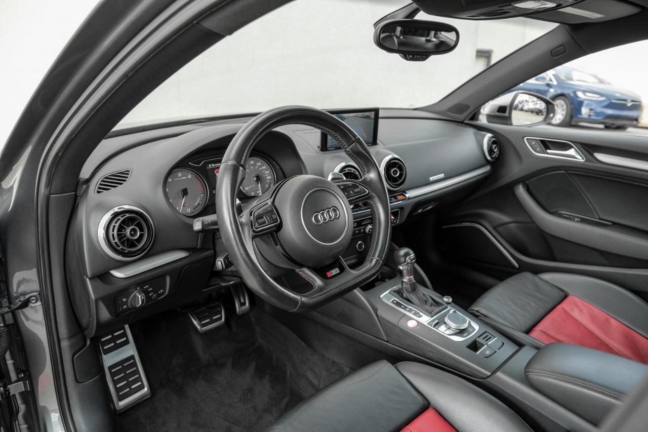 Audi S3 Vehicle Main Gallery Image 03