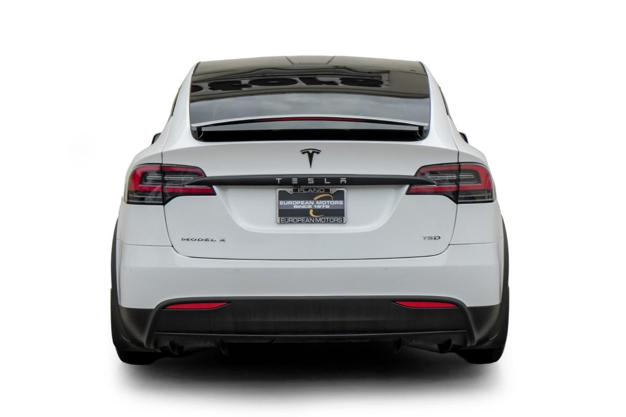 Tesla Model X Vehicle Main Gallery Image 10
