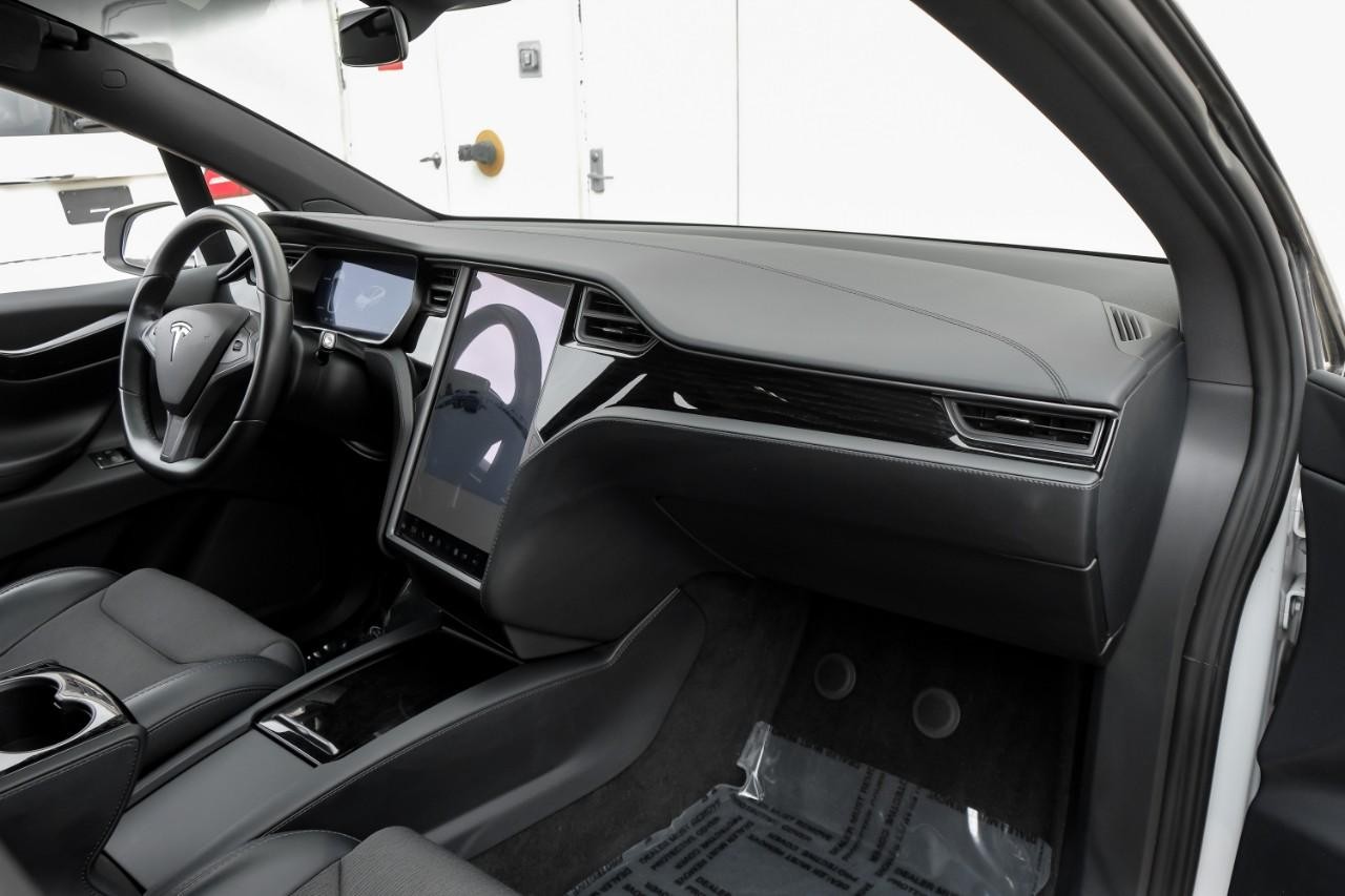 Tesla Model X Vehicle Main Gallery Image 15