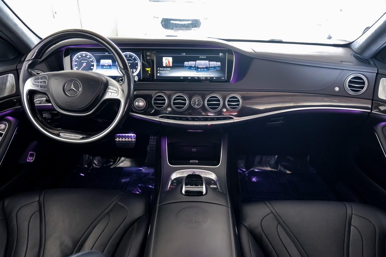 Mercedes-Benz S 63 AMG Vehicle Main Gallery Image 16