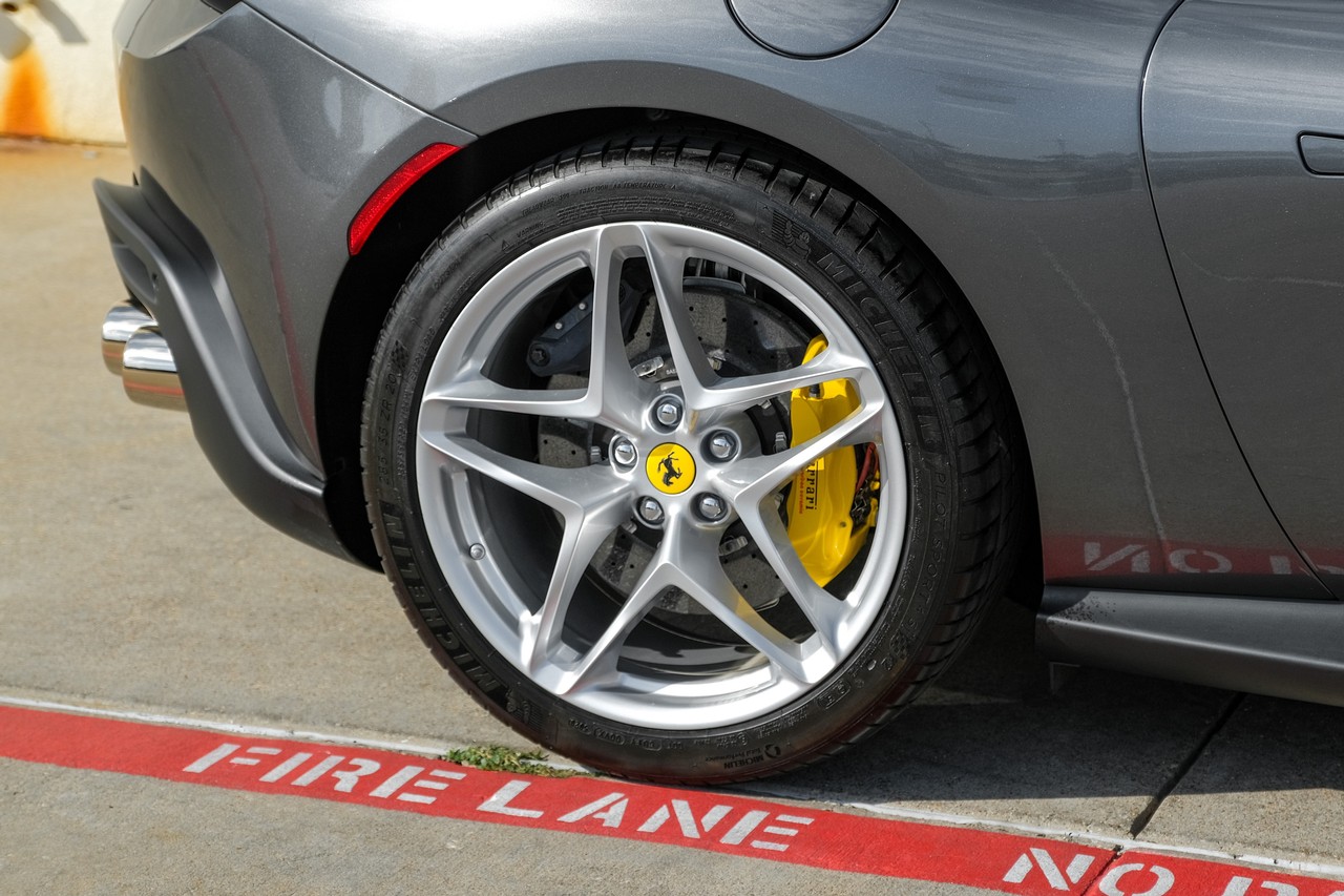 Ferrari Roma Vehicle Main Gallery Image 51