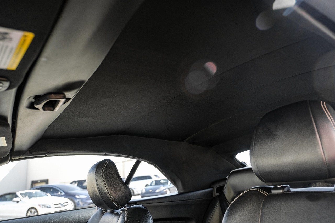 Ford Mustang Vehicle Main Gallery Image 29