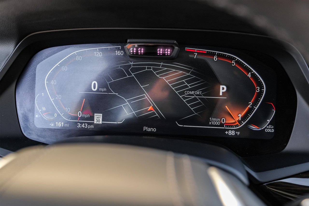 BMW X5 Vehicle Main Gallery Image 16