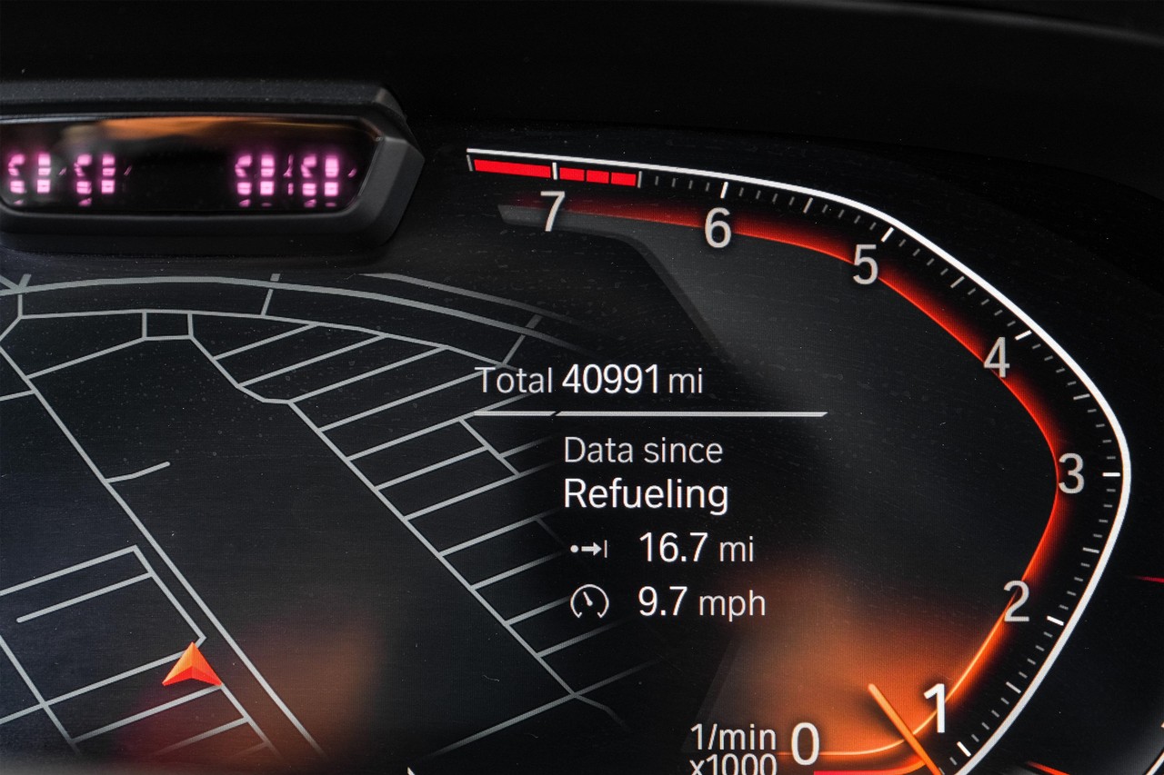 BMW X5 Vehicle Main Gallery Image 17