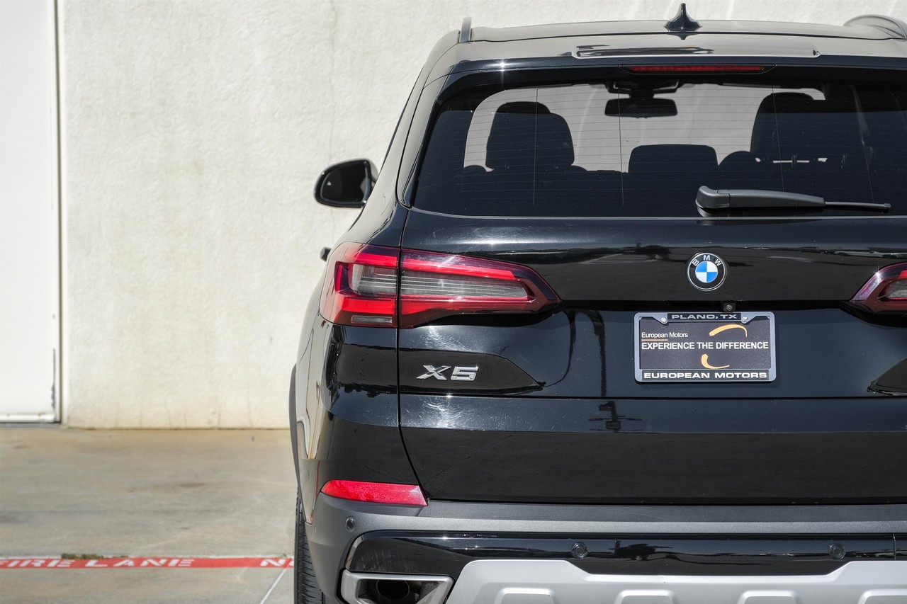 BMW X5 Vehicle Main Gallery Image 45