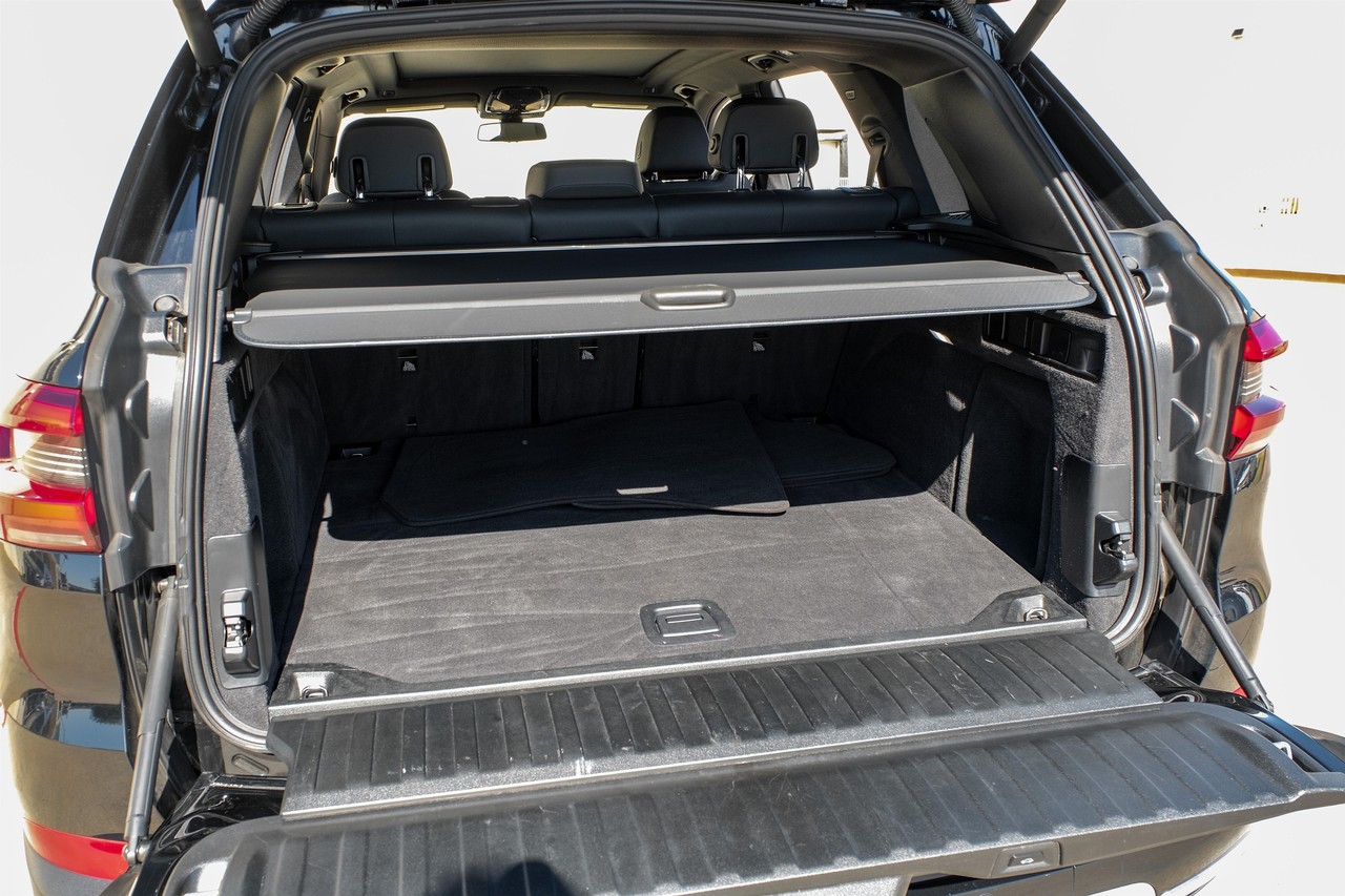 BMW X5 Vehicle Main Gallery Image 47