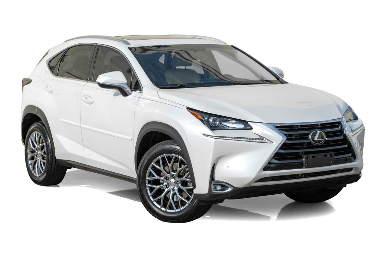 Lexus NX 200t Vehicle Main Gallery Image 07