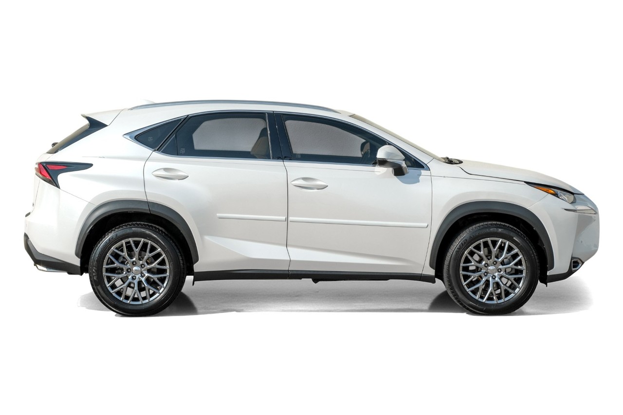 Lexus NX 200t Vehicle Main Gallery Image 08