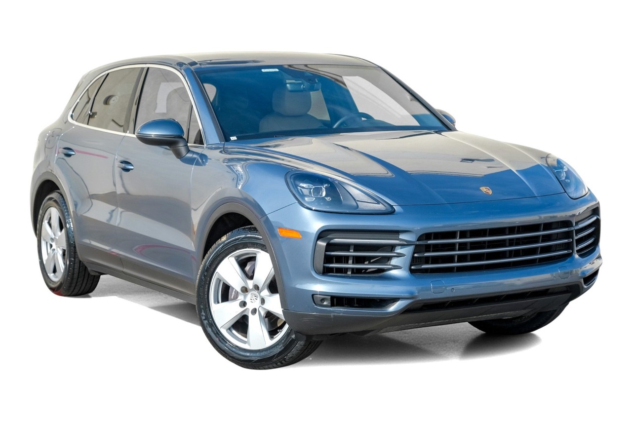 Porsche Cayenne Vehicle Main Gallery Image 06