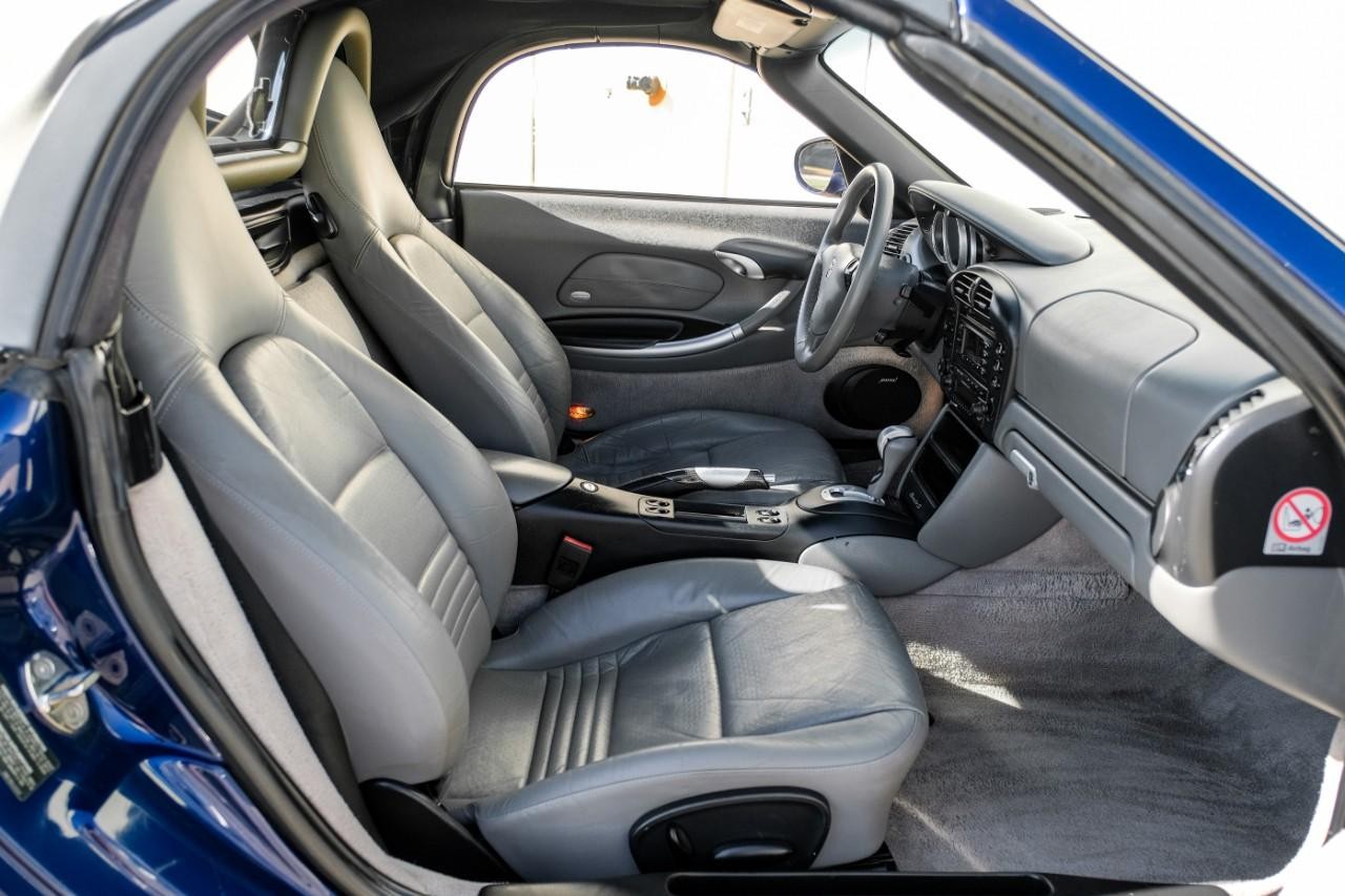 Porsche Boxster Vehicle Main Gallery Image 27