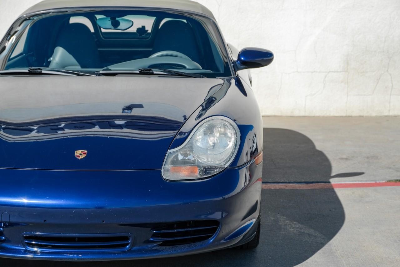 Porsche Boxster Vehicle Main Gallery Image 33