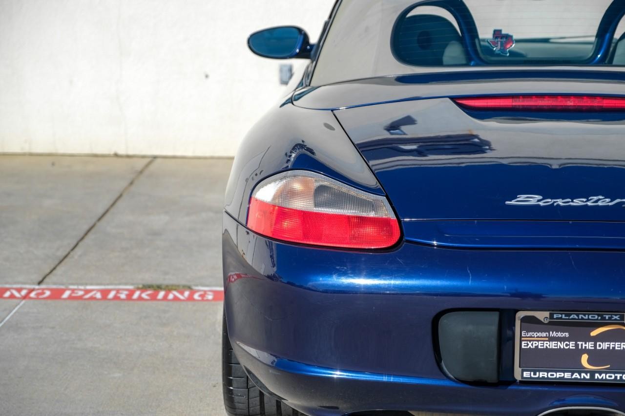 Porsche Boxster Vehicle Main Gallery Image 34