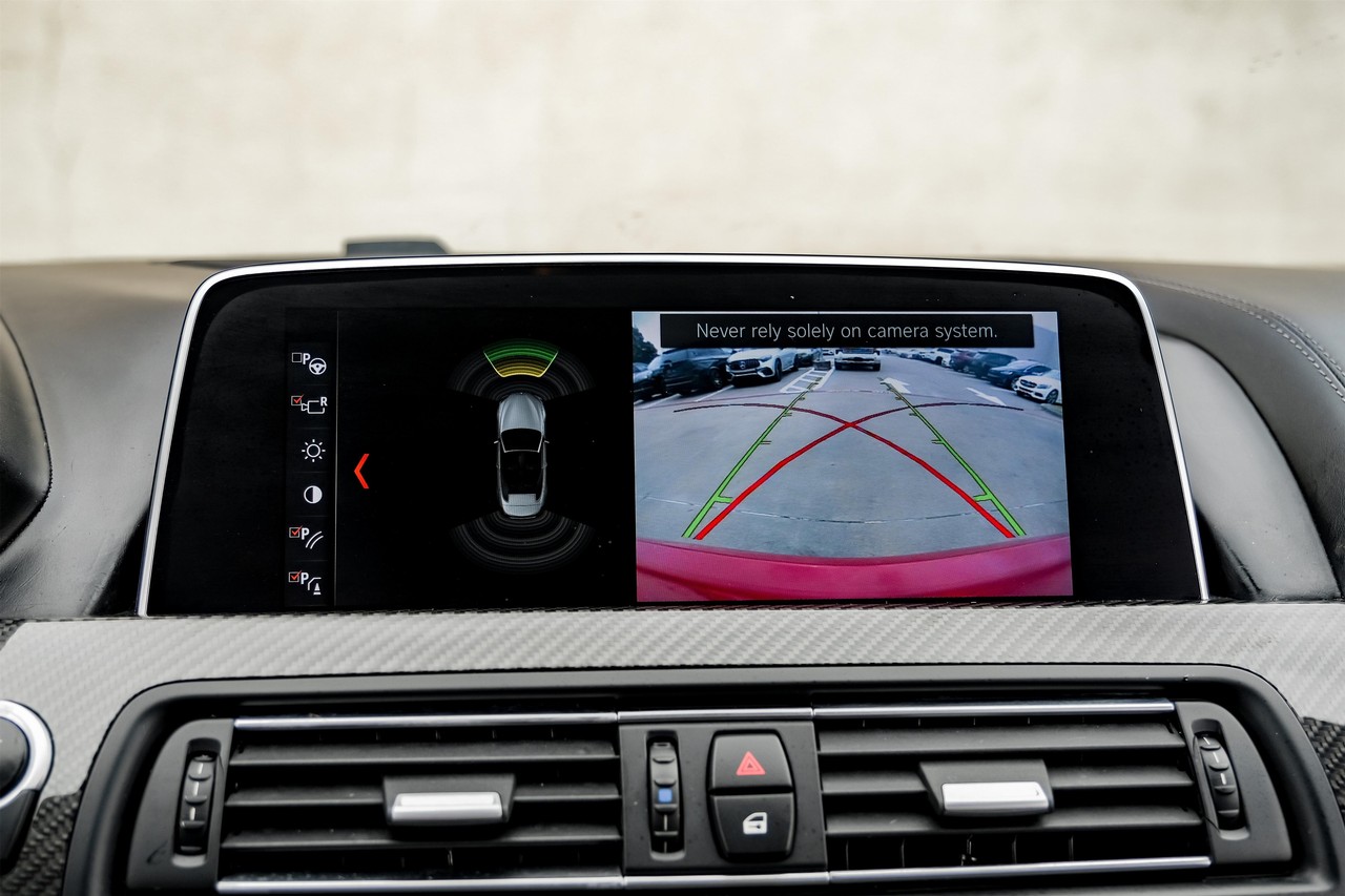 BMW 6 Series Vehicle Main Gallery Image 21