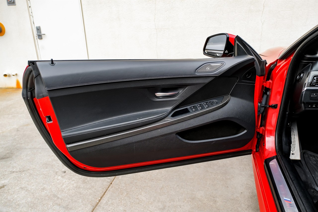 BMW 6 Series Vehicle Main Gallery Image 36
