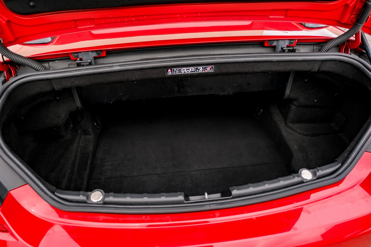 BMW 6 Series Vehicle Main Gallery Image 42