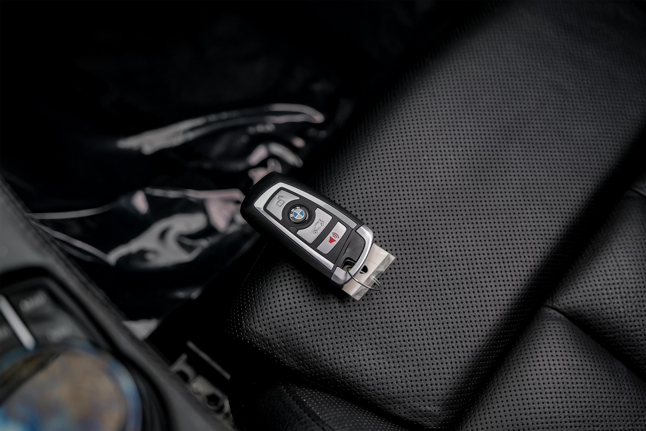 BMW 6 Series Vehicle Main Gallery Image 47