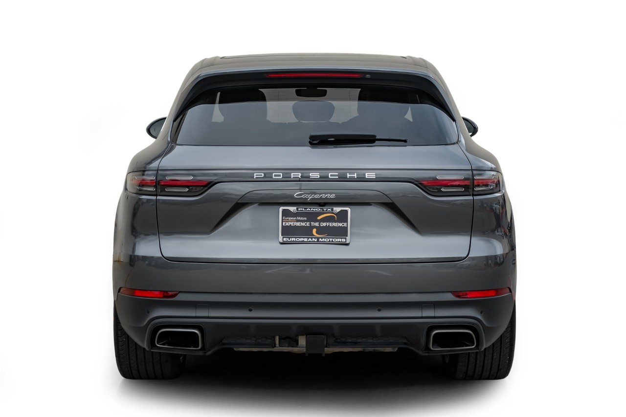 Porsche Cayenne Vehicle Main Gallery Image 10