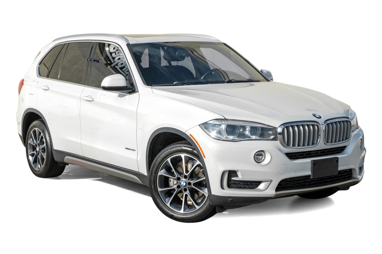 BMW X5 Vehicle Main Gallery Image 07