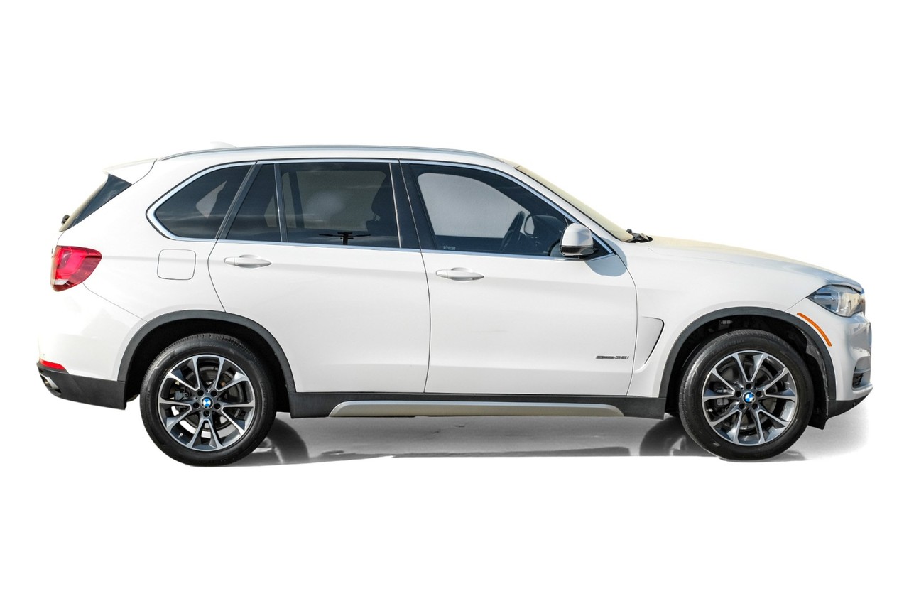 BMW X5 Vehicle Main Gallery Image 08