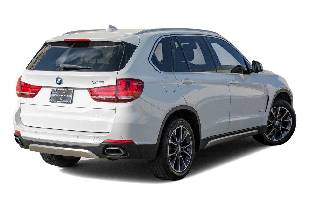 BMW X5 Vehicle Main Gallery Image 09