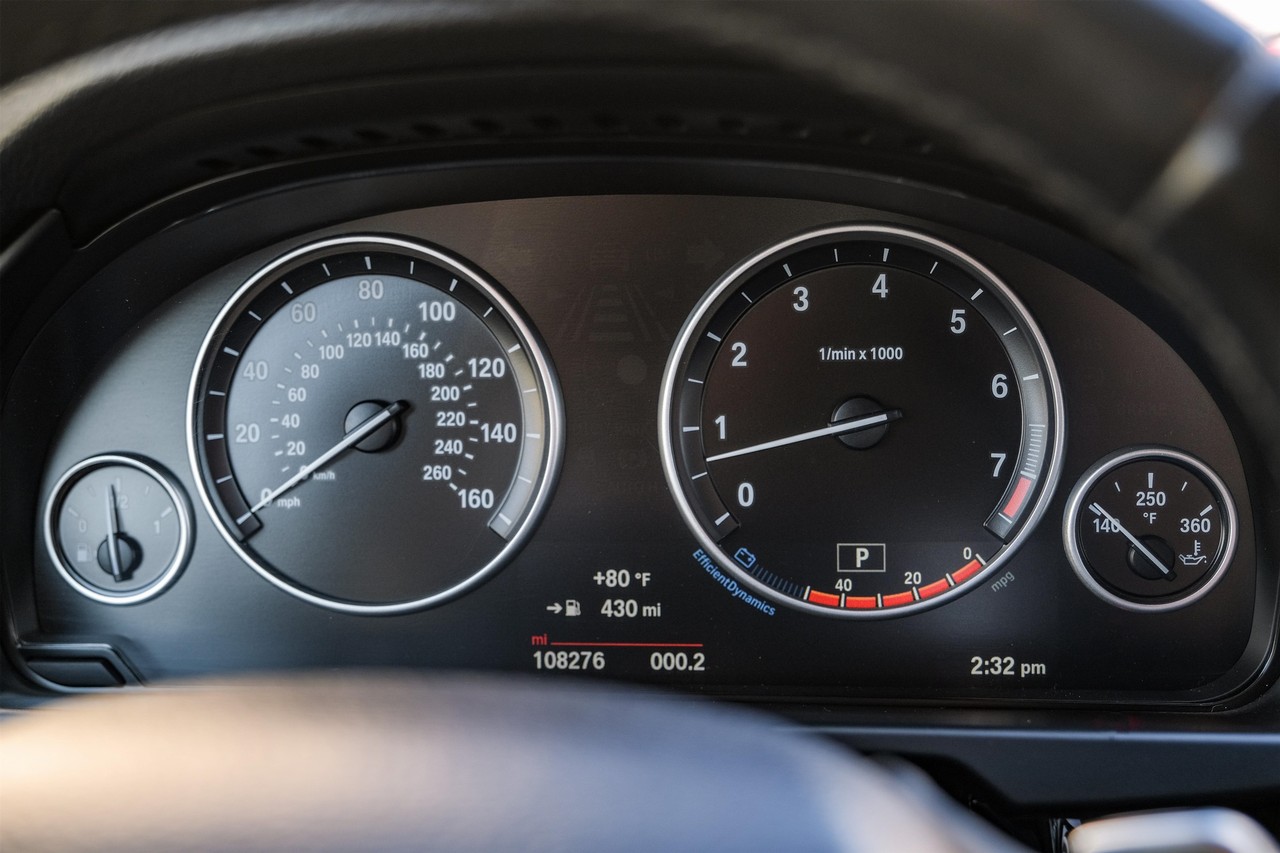 BMW X5 Vehicle Main Gallery Image 19